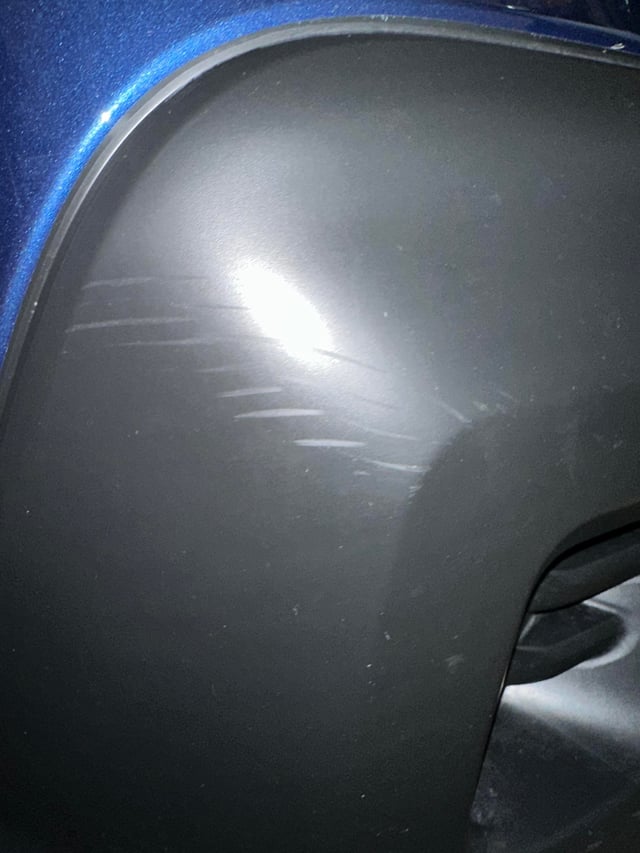 Do Car Washes Scratch Black Cars