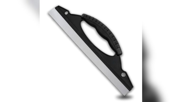 Best Tool for Drying a Car After Washing
