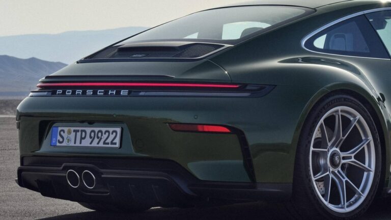 Porsche Taycan: The Correct Way to Wash the Active Aero Rear Spoiler