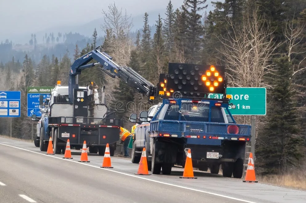 Arizona move over law for utility vehicles