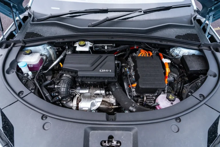 BYD Sealion 6 engine bay