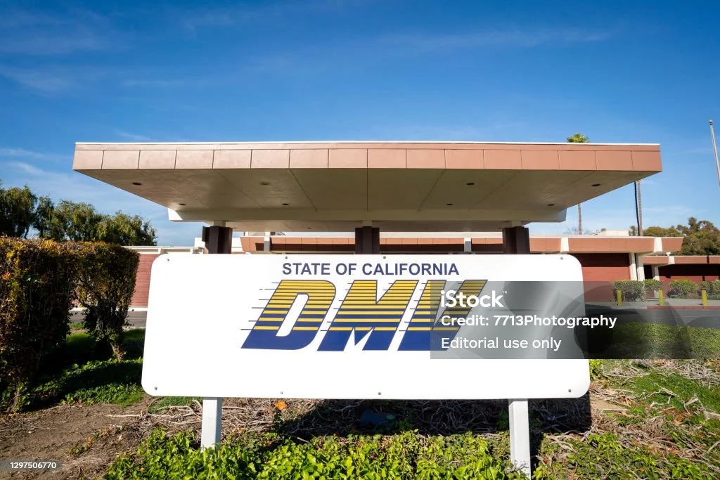California DMV address change requirement