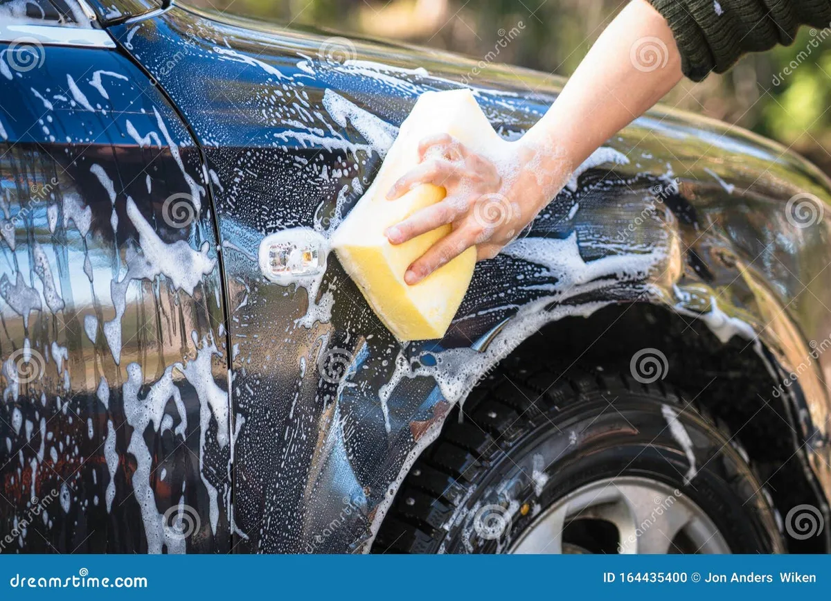 can you yse dishwashing liquid to wash car