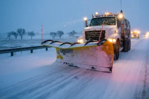 Colorado move over law for snow plows and winter maintenance vehicles