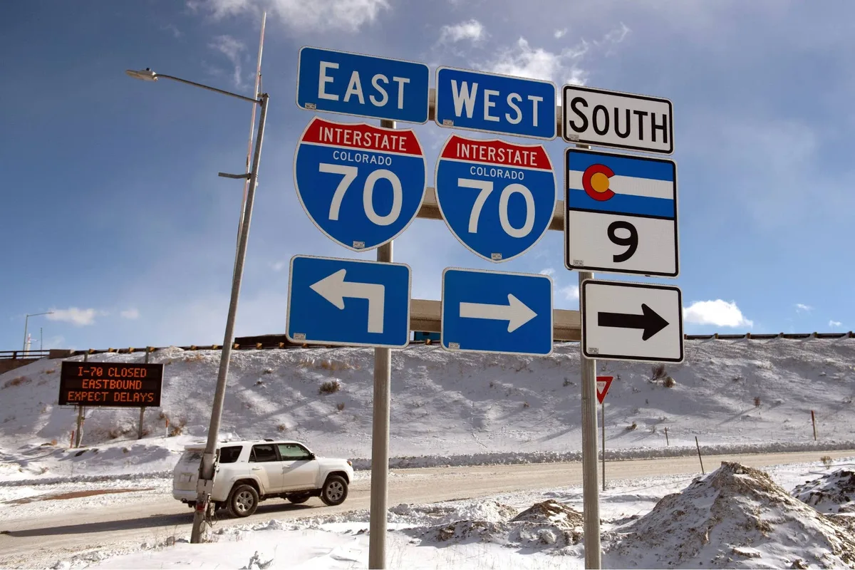 Colorado Traction Law sign