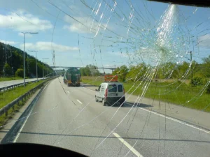 Colorado windshield damage laws