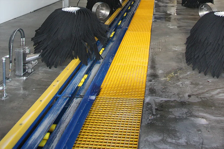 conveyor belt car wash track