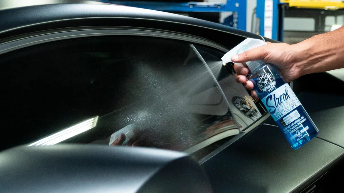 detailing glass cleaner