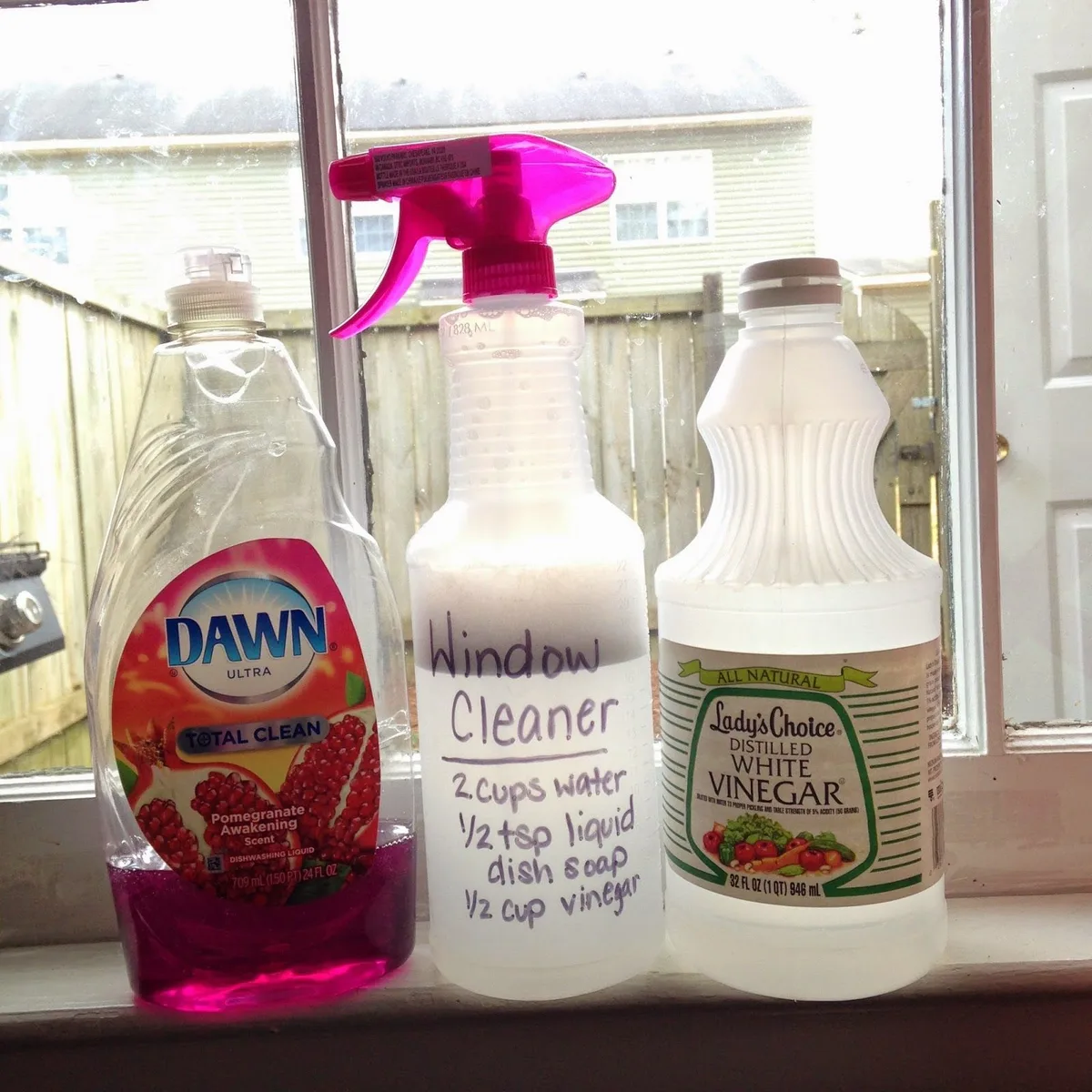 DIY vs commercial window cleaning solution