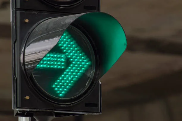 green arrow traffic signal