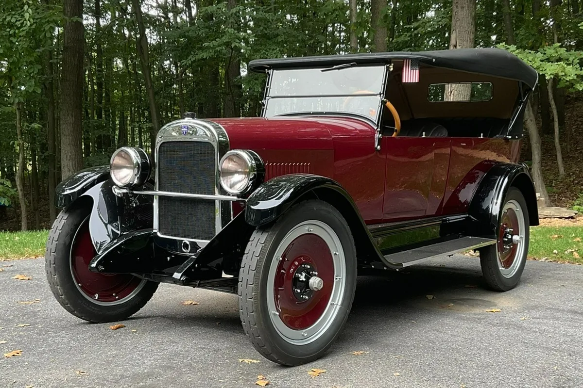 Horseless Carriage pre-1923 vehicle