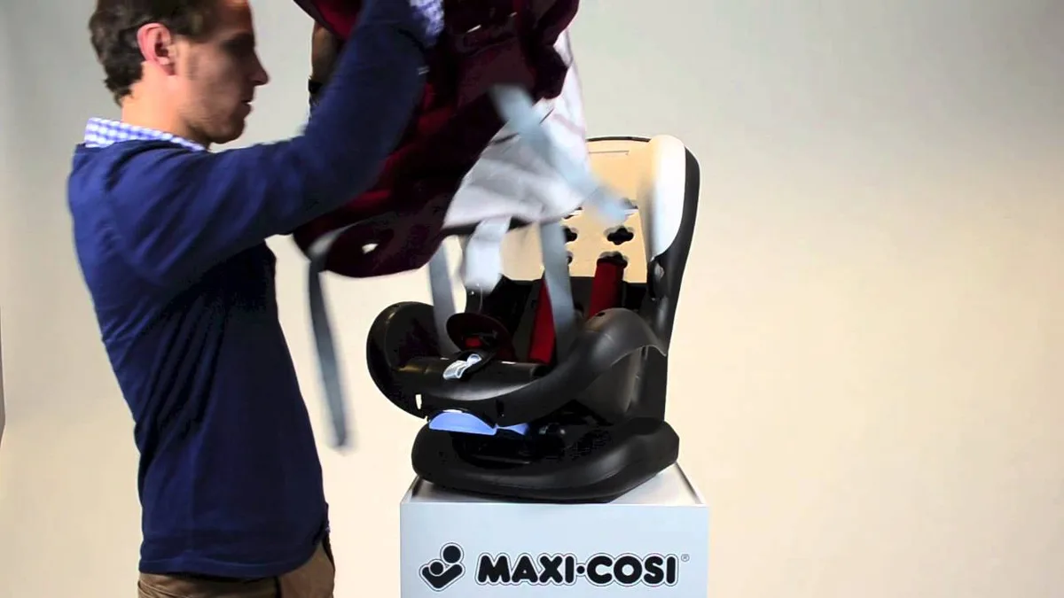 removing maxi cosi car seat cover