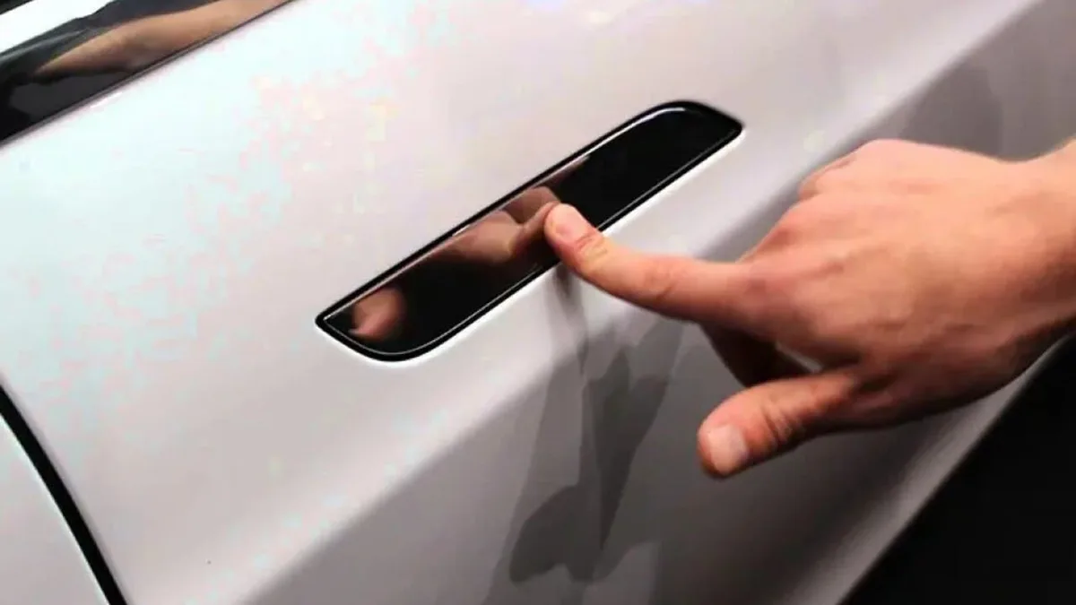 Tesla door handle flush retracted
