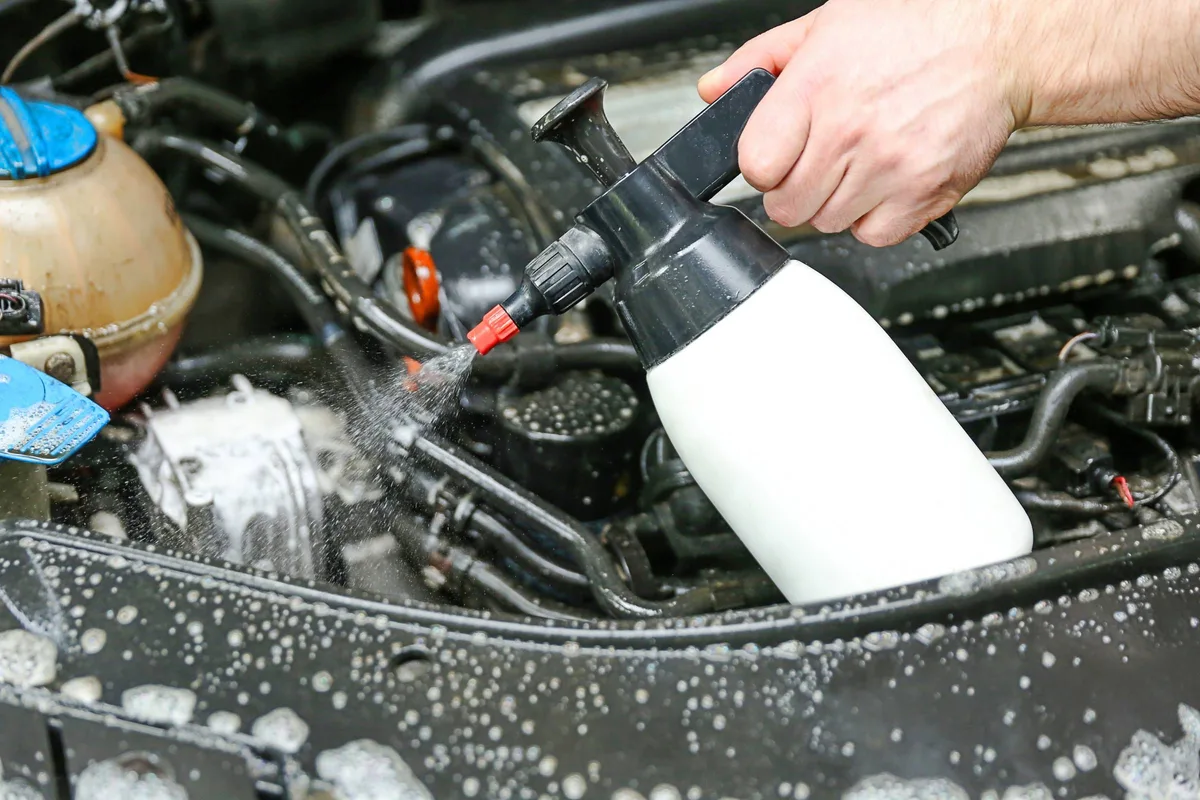 vehicles motor cleaning