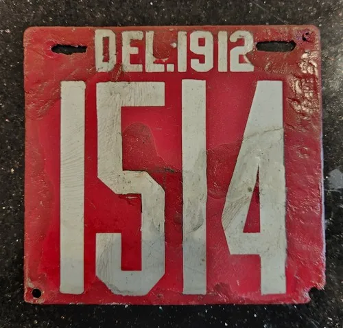 1970s Delaware car with porcelain plate