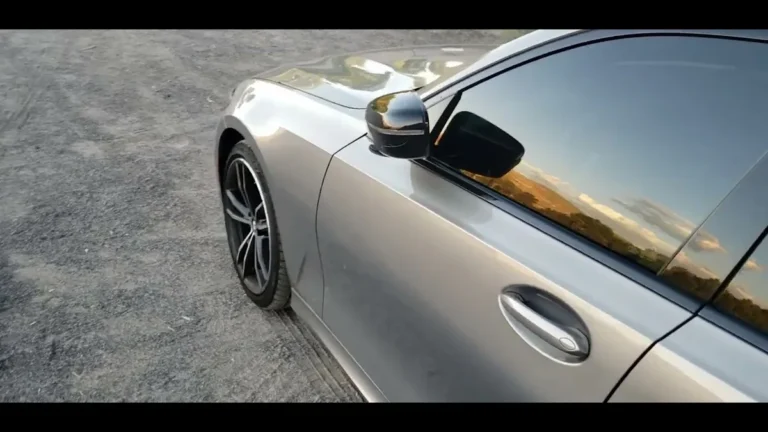 2022 BMW X4 side mirror folded