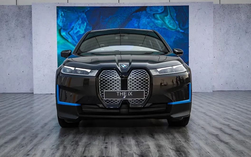 bmw ix in car wash