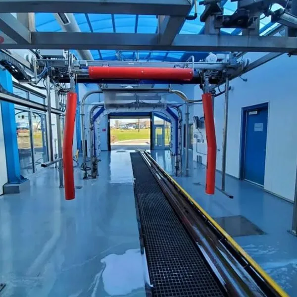 car wash track operation
