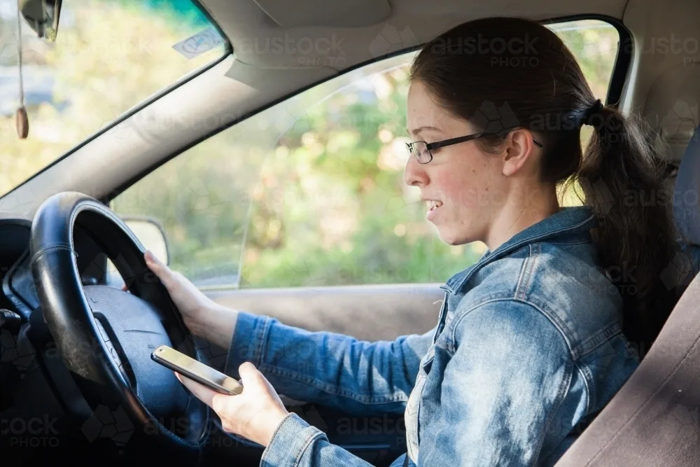 Connecticut teen driver phone restrictions