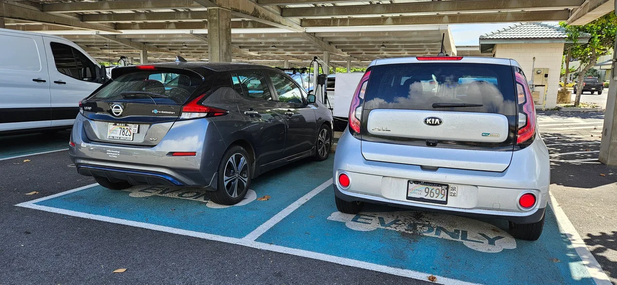 Hawaii EV parking decal