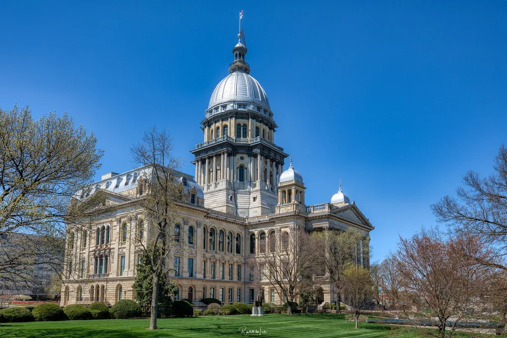 Illinois accident reporting law threshold