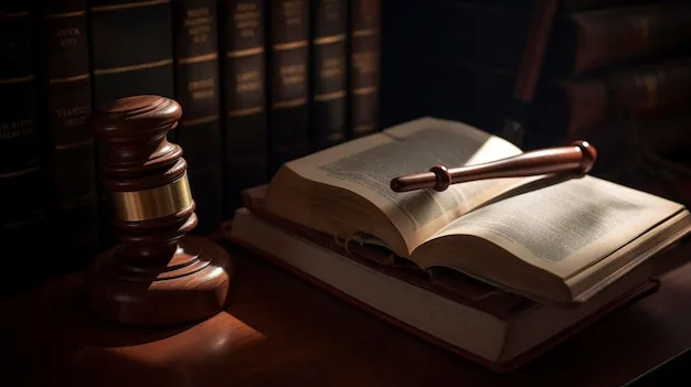 Illinois courtroom gavel and law books