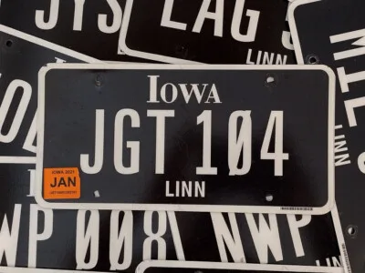 Iowa blackout license plate