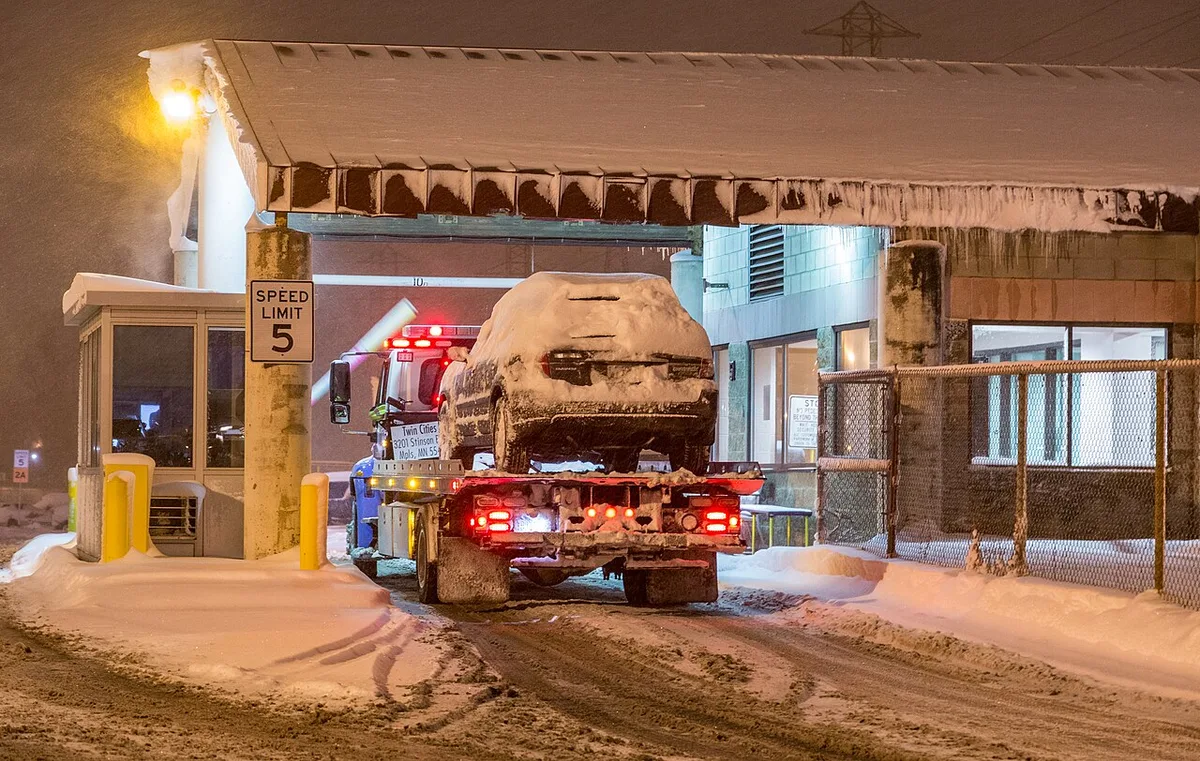 licensed tow operator impound yard