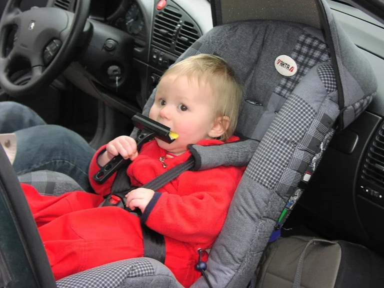 Louisiana child restraint law car seat requirement