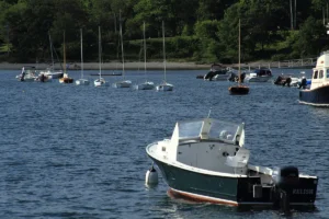 Maine lemon law for new vehicle consumer protection and repair standards