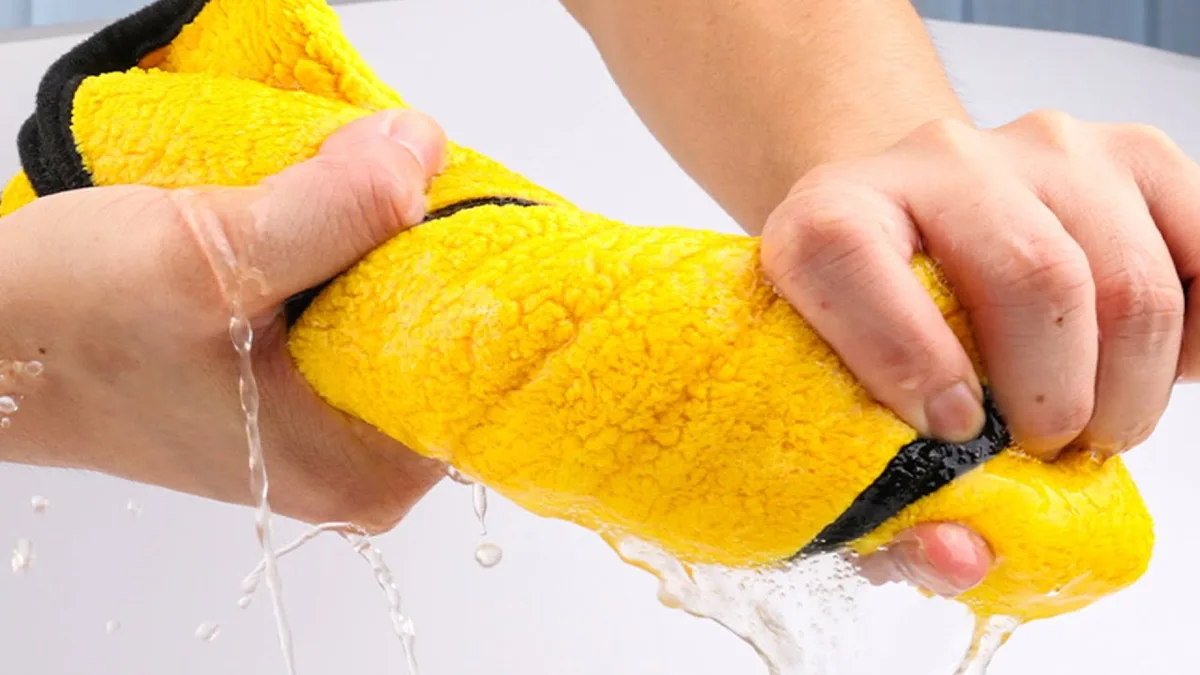 microfiber towel for black car