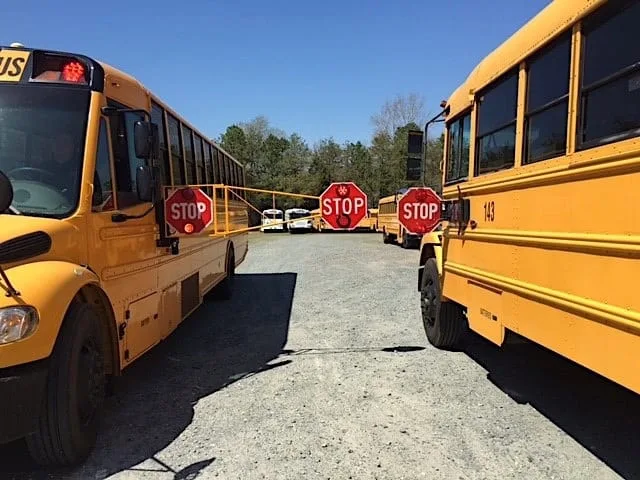 Minnesota school bus stop law on divided highways