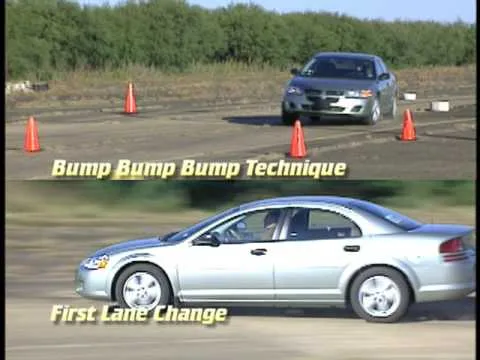 Move Over Law lane change diagram