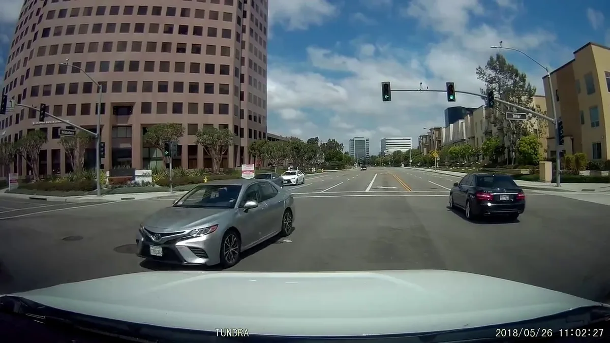 complete stop at intersection