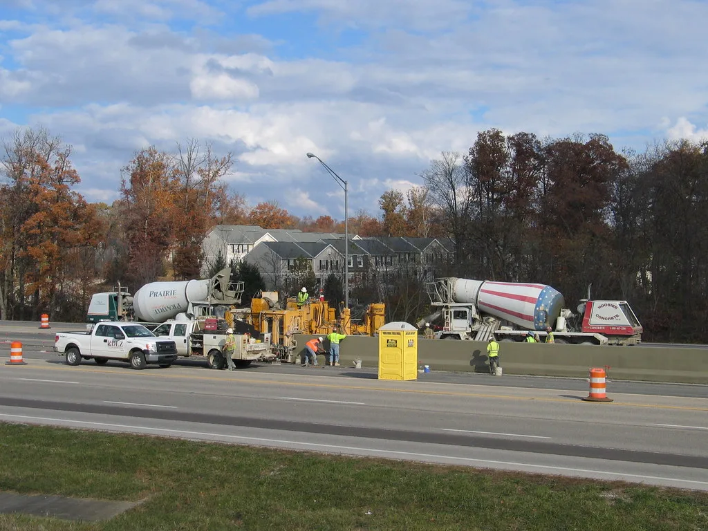divided highway physical median
