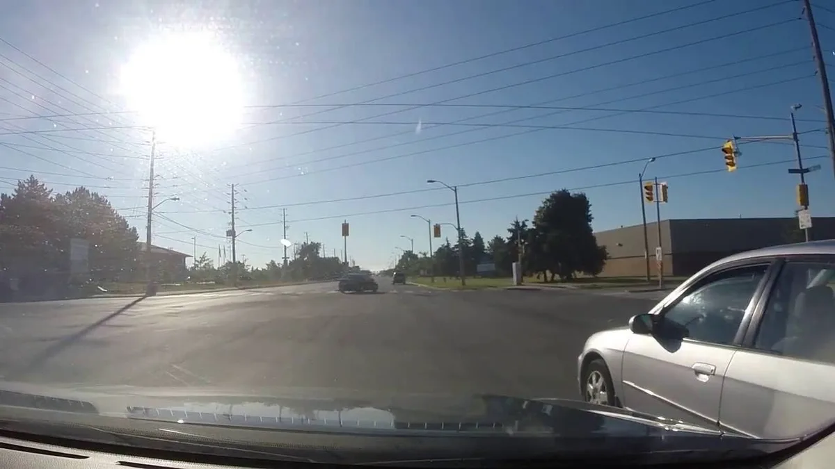 flashing red light intersection