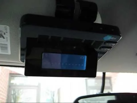 hands-free vs handheld driving