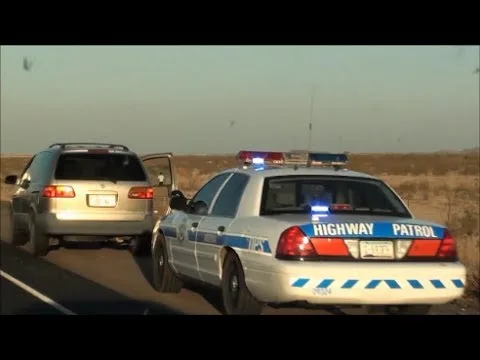 Minor Outlying Islands move over law for emergency vehicles on roadside