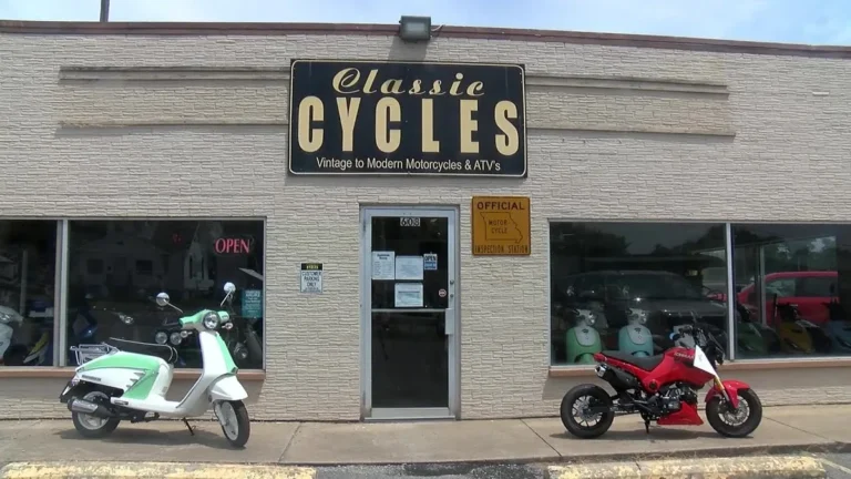 Missouri motorcycle helmet law for riders under 18 years old