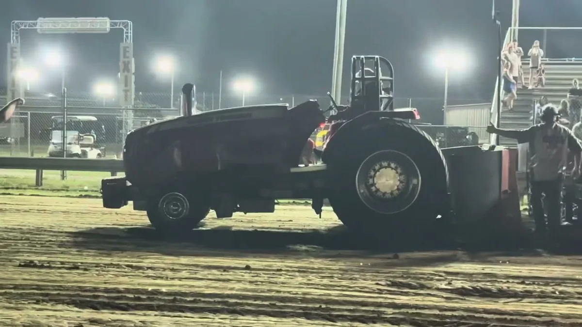 North Carolina farm tractor road use laws and flashing light requirements