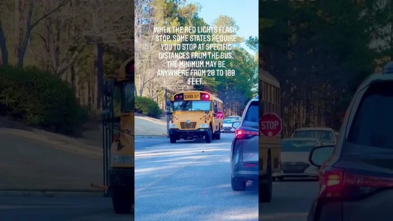 Northern Mariana Islands school bus stop law for all drivers on divided highways