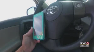 Oklahoma distracted driving law and handheld device prohibition
