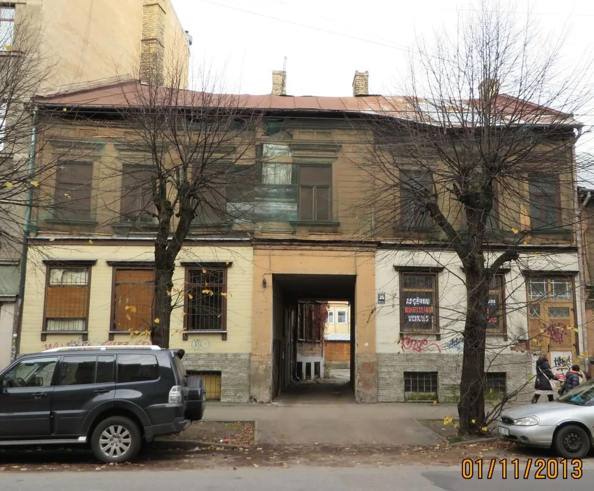 Pennsylvania abandoned vehicle removal process on public and private property