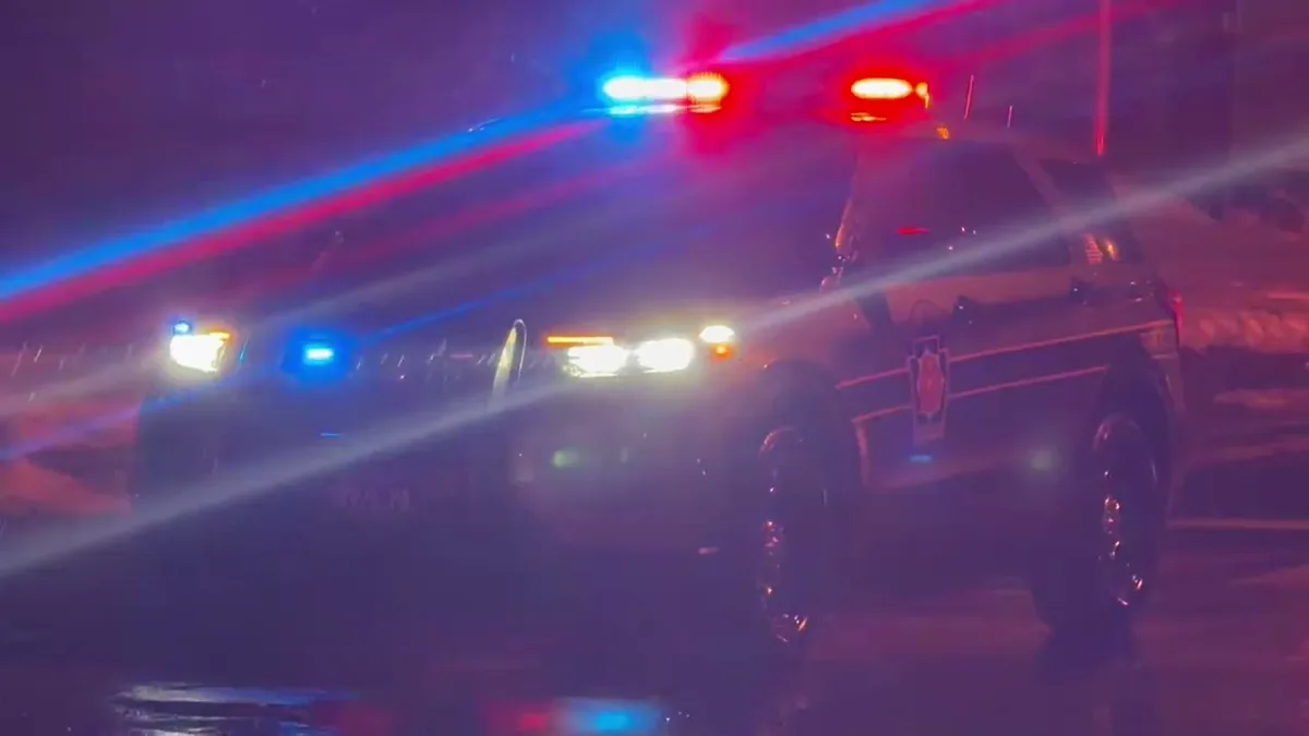Pennsylvania move over law for emergency vehicles on roadside