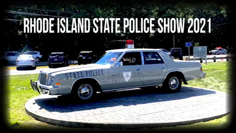 Rhode Island blue and red light prohibition for private motor vehicles