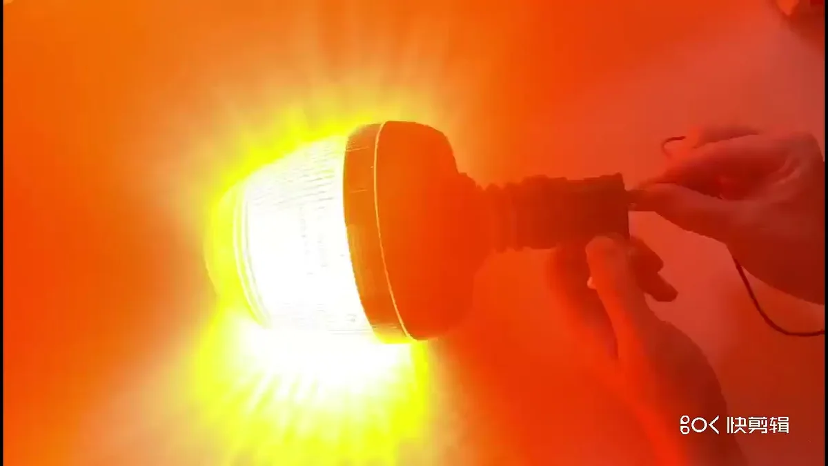 tractor flashing light requirements
